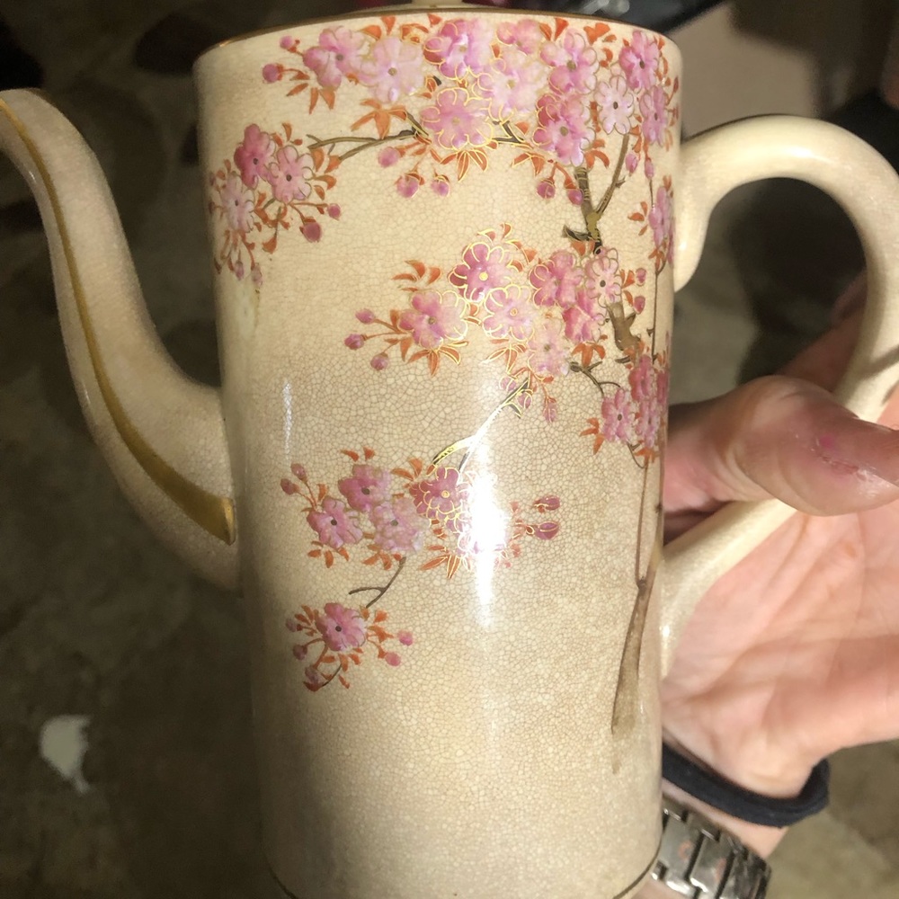 Old tea pots